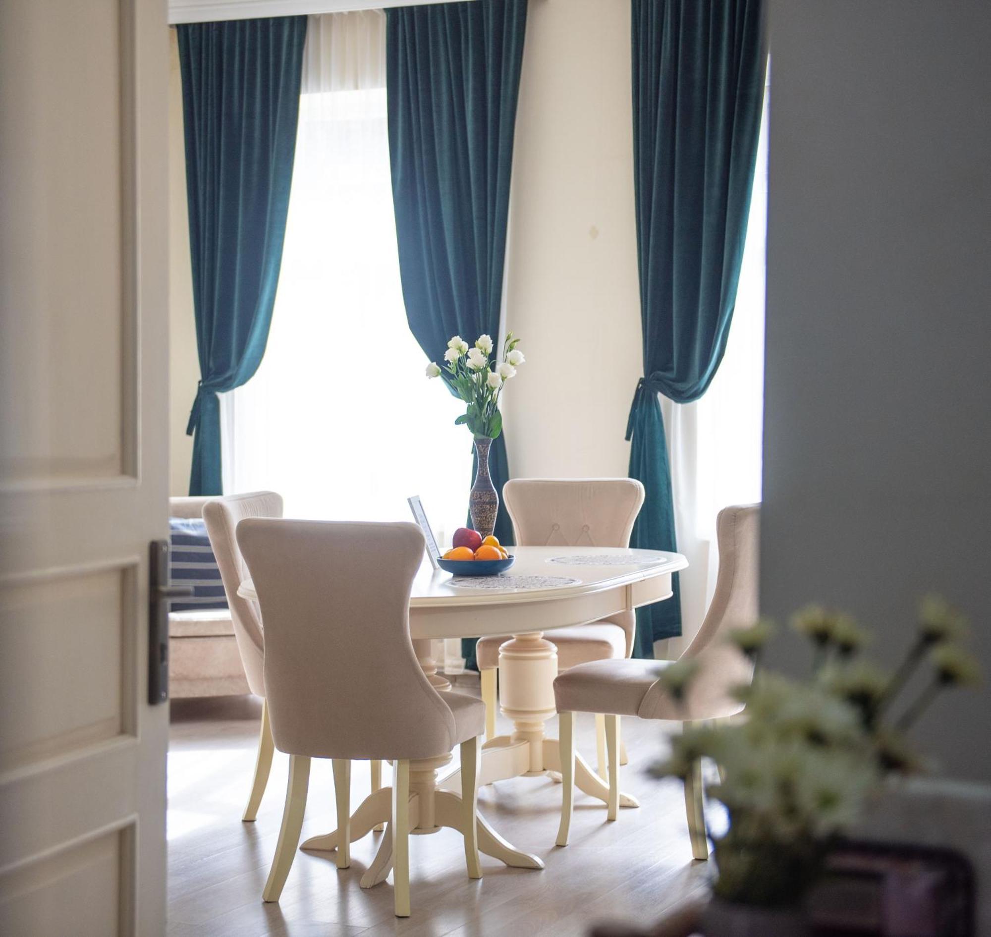 Old Town-Booking Apartment Tbilisi Buitenkant foto