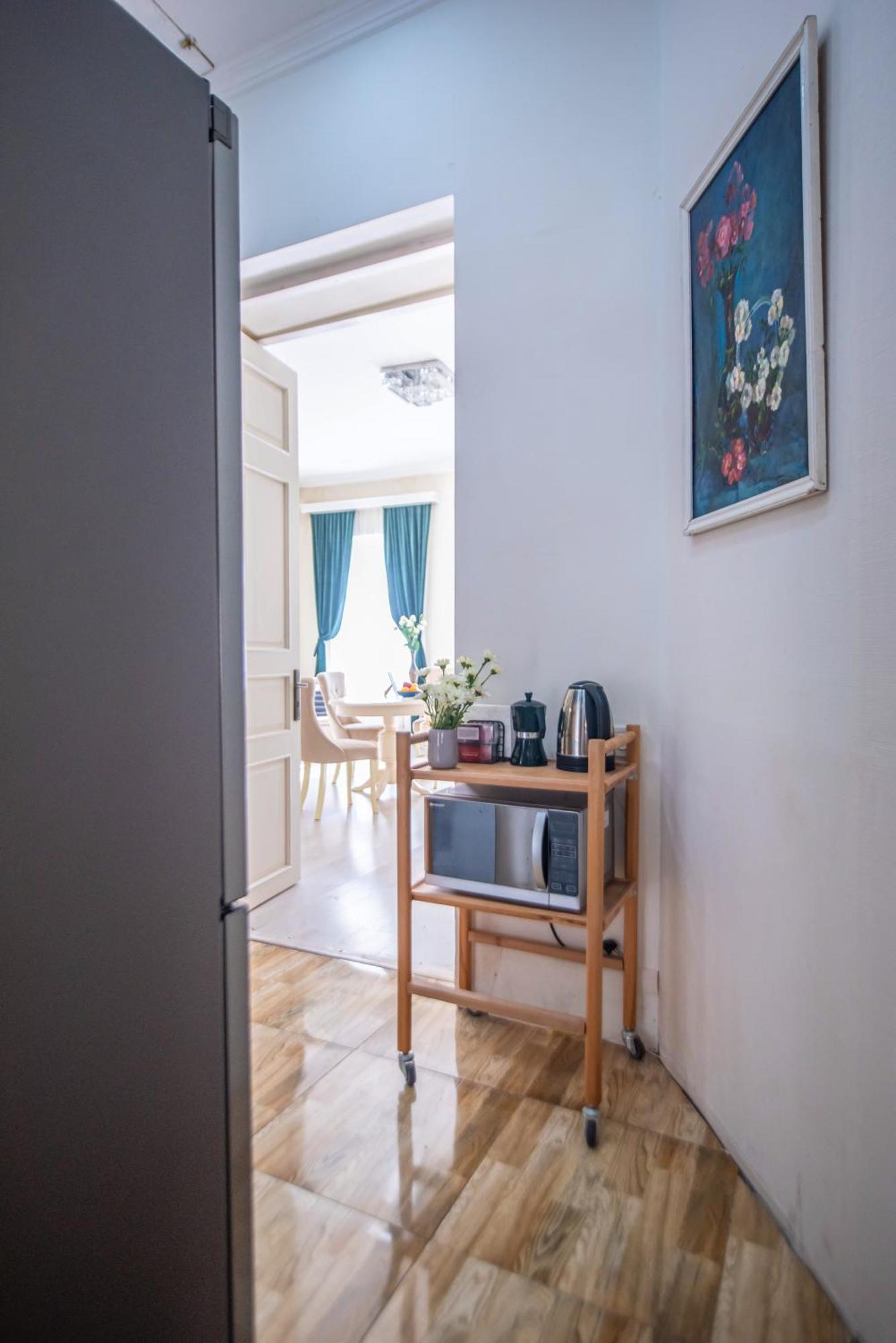 Old Town-Booking Apartment Tbilisi Buitenkant foto