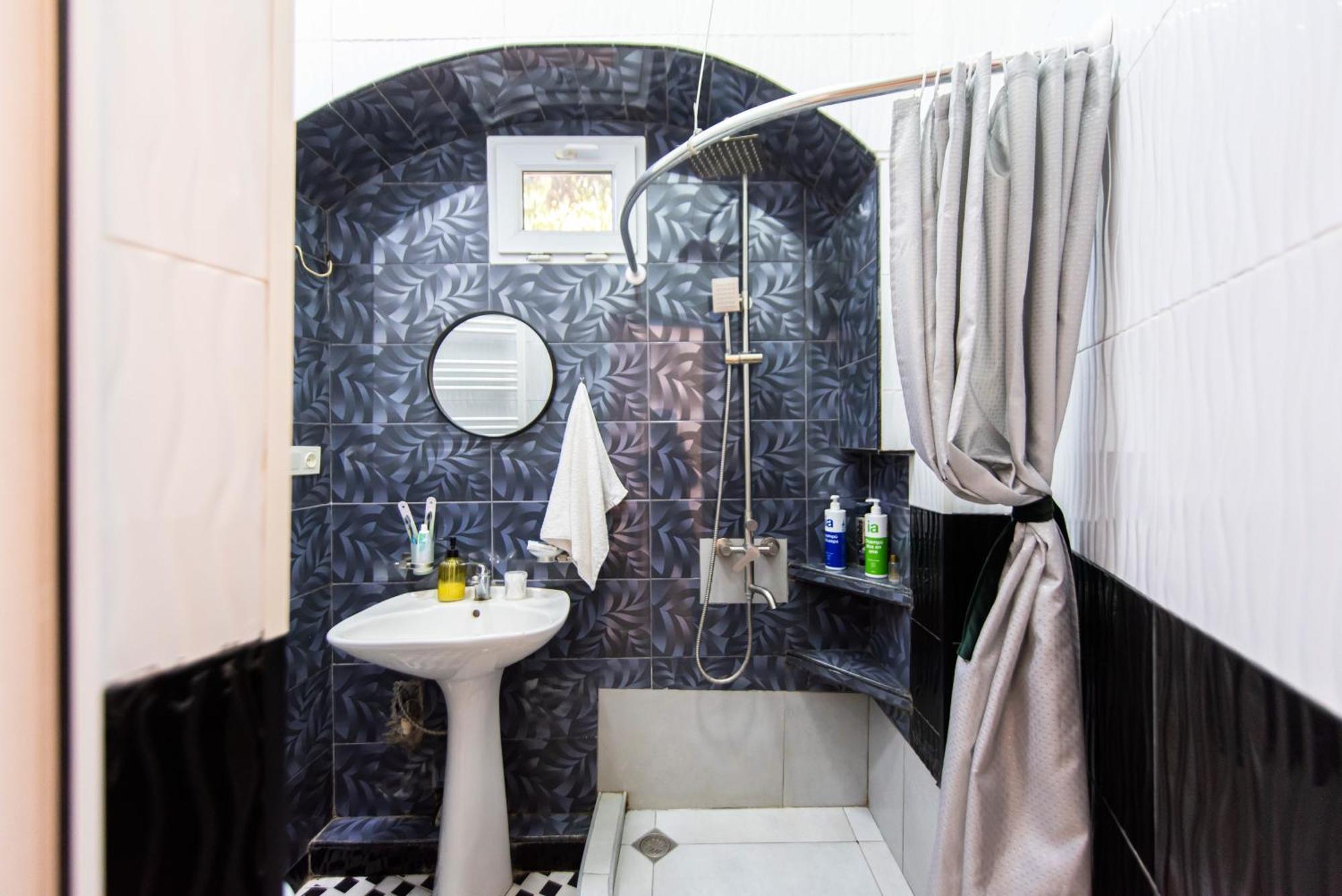 Old Town-Booking Apartment Tbilisi Buitenkant foto